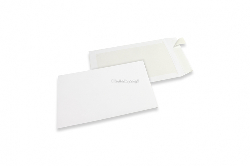 Koperty wzmocnione kartonem - 220 x 312 mm, awers biały kraft 120 gr, tył 450 gr biały dupleks, pasek