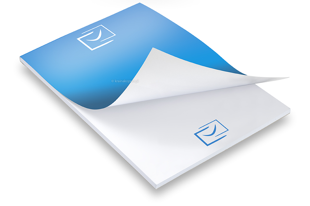 Notesy z nadrukiem - 210 x 297 mm, okładkę z błyszczącym laminatem